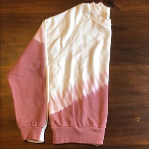 Semi-cropped sweatshirt